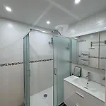 Апартаменты Spacious 2 Bedroom Apartment With Balcony - Apolonia Living Карлсруэ