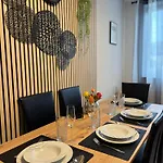 Апартаменты Spacious 2 Bedroom Apartment With Balcony - Apolonia Living *