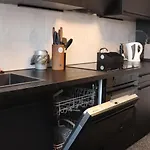 Spacious 2 Bedroom Apartment With Balcony - Apolonia Living Апартаменты *