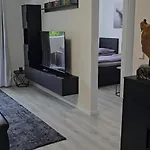 Spacious 2 Bedroom Apartment With Balcony - Apolonia Living Апартаменты Карлсруэ