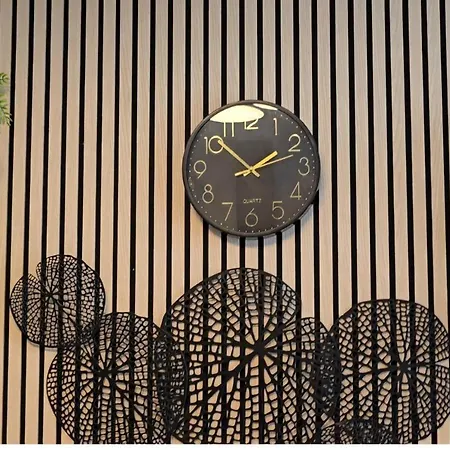 Familienfreundliche Geraeumige Design-wohnung Mit Balkon Im Zentrum - Apolonialiving *