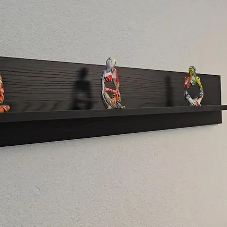 Familienfreundliche Geraeumige Design-wohnung Mit Balkon Im Zentrum - Apolonialiving