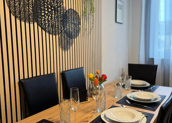 Διαμέρισμα Familienfreundliche Geraeumige Design-wohnung Mit Balkon Im Zentrum - Apolonialiving *