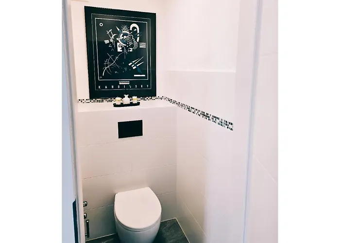 Διαμέρισμα Familienfreundliche Geraeumige Design-wohnung Mit Balkon Im Zentrum - Apolonialiving *