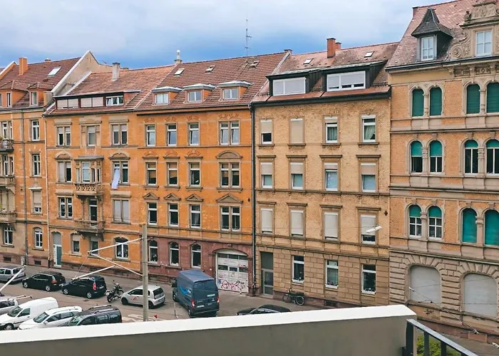 Διαμέρισμα Familienfreundliche Geraeumige Design-wohnung Mit Balkon Im Zentrum - Apolonialiving