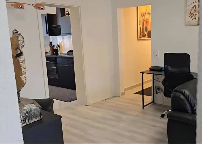 Familienfreundliche Geraeumige Design-wohnung Mit Balkon Im Zentrum - Apolonialiving Διαμέρισμα