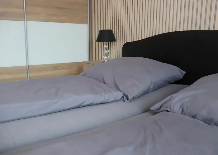 Διαμέρισμα Familienfreundliche Geraeumige Design-wohnung Mit Balkon Im Zentrum - Apolonialiving