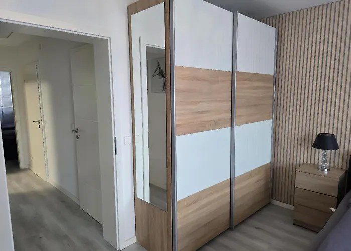 Familienfreundliche Geraeumige Design-wohnung Mit Balkon Im Zentrum - Apolonialiving Διαμέρισμα *