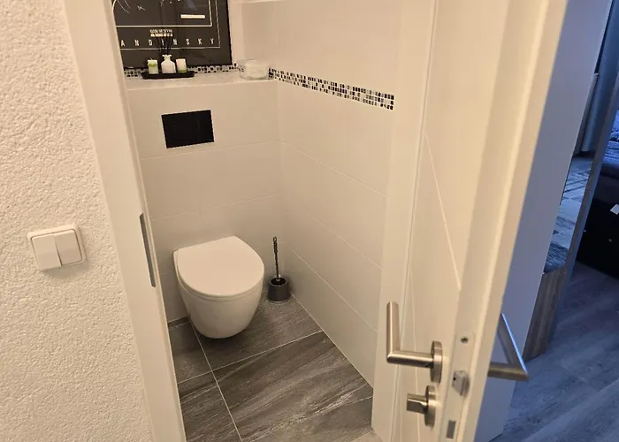 Familienfreundliche Geraeumige Design-wohnung Mit Balkon Im Zentrum - Apolonialiving Διαμέρισμα *